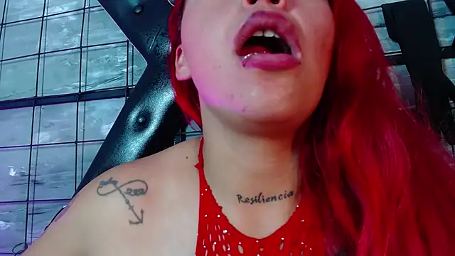 Snapshot of Alana_Roth chatting on February 2025 06:39:02 AM Alana Roth online show from February 2025 06:39:02 AM