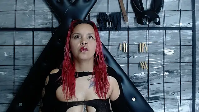 Snapshot of Alana_Roth chatting on October 2025 08:07:02 PM Alana Roth online show from October 2025 08:07:02 PM