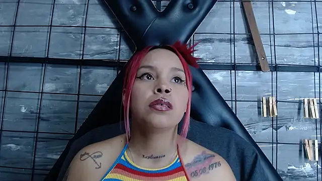 Snapshot of Alana_Roth chatting on October 2025 07:47:01 PM Alana Roth online show from October 2025 07:47:01 PM