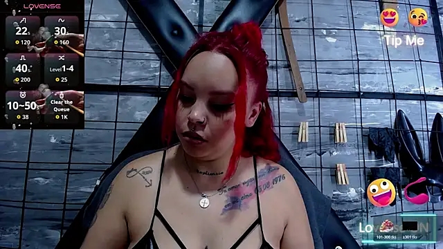 Snapshot of Alana_Roth chatting on November 2025 07:13:01 PM Alana Roth online show from November 2025 07:13:01 PM