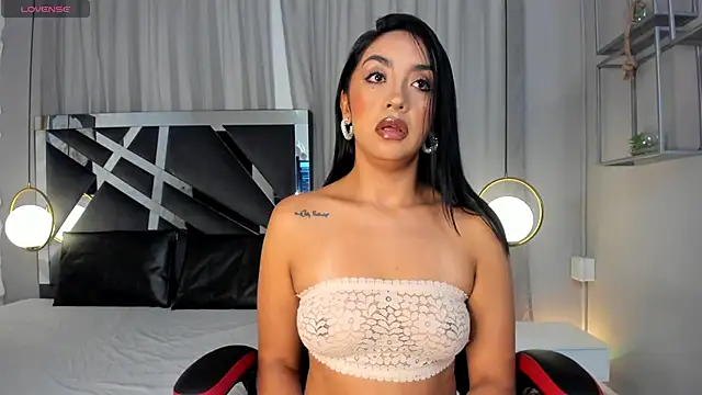 MAGIC AURORAA online show from January 2025 11:23:02 AM