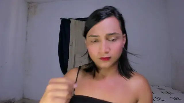 Snapshot of Miss_noah18 chatting on February 2025 07:52:02 PM Miss noah18 online show from February 2025 07:52:02 PM