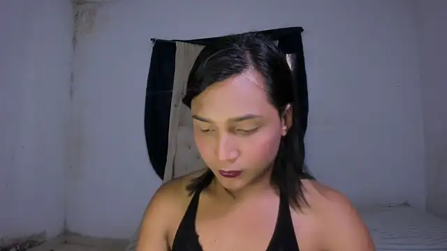 Snapshot of Miss_noah18 chatting on February 2025 10:04:02 PM Miss noah18 online show from February 2025 10:04:02 PM