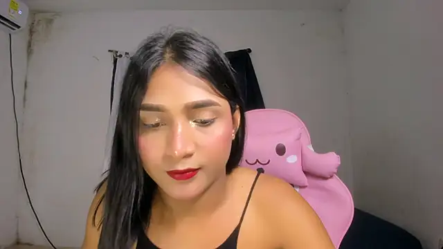 Snapshot of Miss_noah18 chatting on September 2025 06:42:01 PM Miss noah18 online show from September 2025 06:42:01 PM