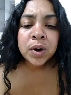 Brendabluee online show from February 2025 01:00:01 AM