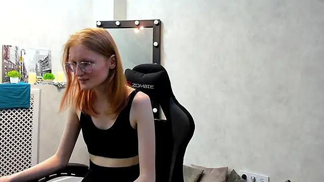 Snapshot of ElizabethHarpper chatting on February 2025 11:10:02 AM ElizabethHarpper online show from February 2025 11:10:02 AM