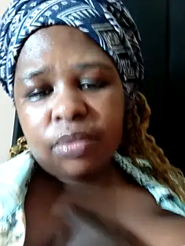 SexyLadyBoosxx online show from December 2025 03:07:01 PM