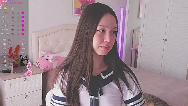 kittenrisha online show from April 2026 07:53:01 AM