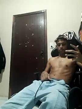 Snapshot of MALIK-PARVATI chatting on January 2025 04:50:02 AM MALIK-PARVATI online show from January 2025 04:50:02 AM