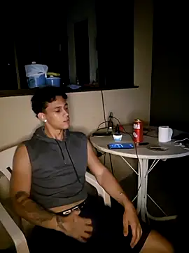 Snapshot of MALIK-PARVATI chatting on October 2025 11:50:04 PM MALIK-PARVATI online show from October 2025 11:50:04 PM