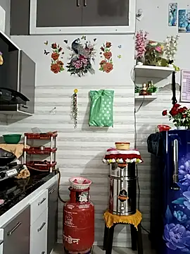 Best-Couple online show from March 2026 03:01:01 AM