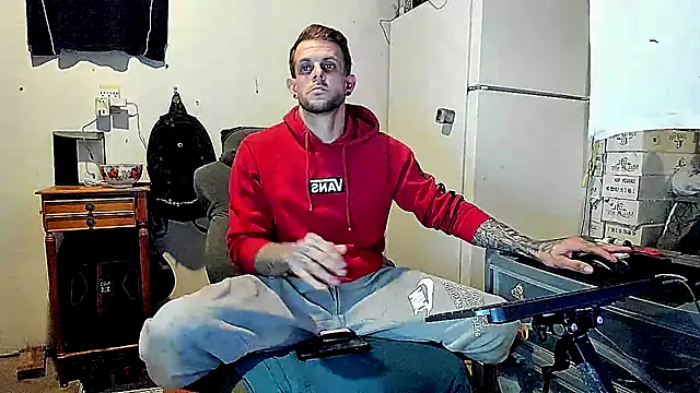 Snapshot of JamesMichael88 chatting on March 2025 02:51:02 PM JamesMichael88 online show from March 2025 02:51:02 PM