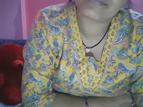 Hot-shanvi online show from February 2026 06:01:01 AM