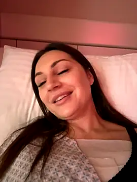 claraxjoyy online show from October 2025 05:29:02 AM