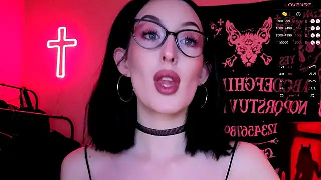 Miss Alice   online show from November 2025 12:49:01 AM