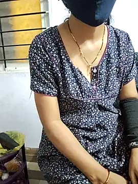 lovelygirl4567 online show from February 2025 04:10:02 PM