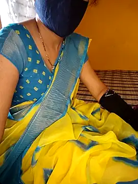 lovelygirl4567 online show from February 2025 05:00:01 AM