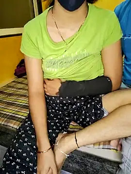 lovelygirl4567 online show from February 2025 06:42:01 PM