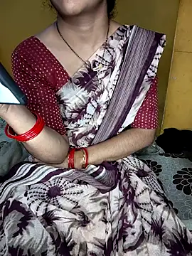 lovelygirl4567 online show from October 2025 04:04:01 PM