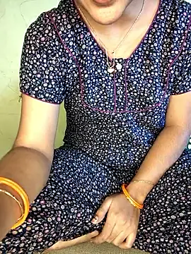 lovelygirl4567 online show from October 2025 05:19:02 AM