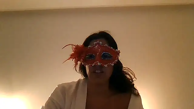 Snapshot of couple-tuga chatting on July 2026 10:01:02 PM couple-tuga online show from July 2026 10:01:02 PM