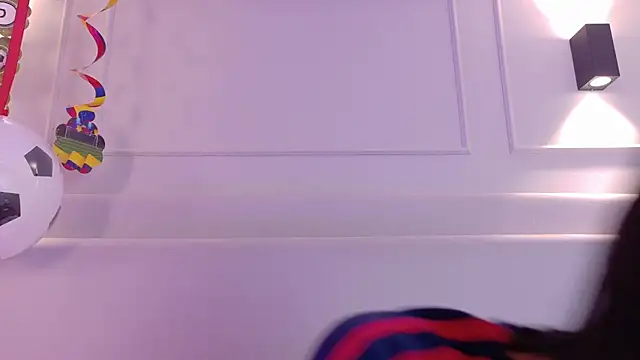 NaomiKlarc online show from June 2026 11:36:02 AM