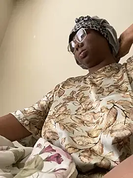 DamnBubbles online show from March 2025 06:23:01 PM