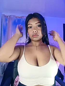 Snapshot of PaulaOrtiz_1 chatting on January 2025 11:33:02 AM PaulaOrtiz 1 online show from January 2025 11:33:02 AM