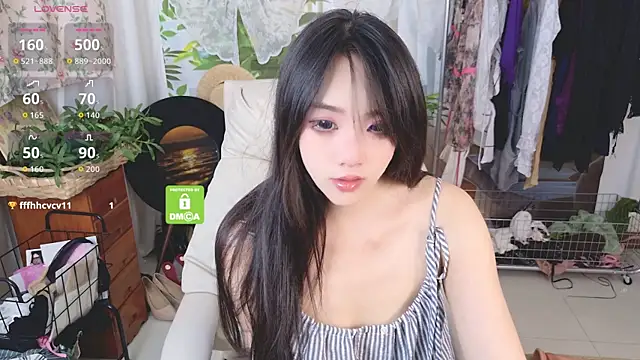 Snapshot of xiaotiantian-76 chatting on May 2026 08:30:01 AM xiaotiantian-76 online show from May 2026 08:30:01 AM