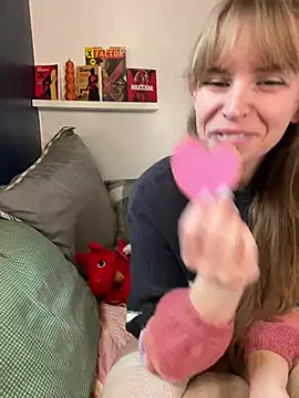 Snapshot of thigh_hi chatting on January 2025 04:37:02 PM thigh hi online show from January 2025 04:37:02 PM