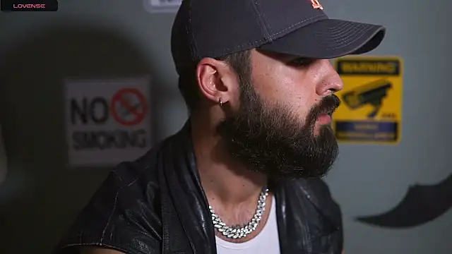 HairyRobxxx online show from November 2025 04:29:02 PM