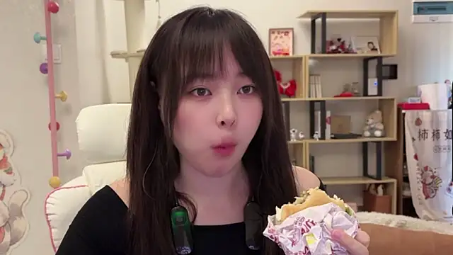 Chenjing0 online show from March 2026 04:53:01 AM