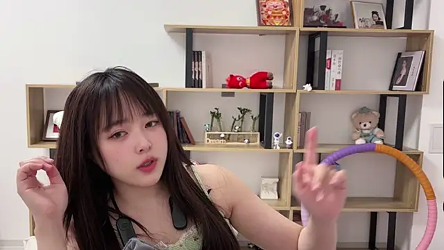 Chenjing0 online show from March 2026 01:36:02 PM