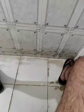 Snapshot of dreamers_dick chatting on January 2025 05:01:01 AM dreamers dick online show from January 2025 05:01:01 AM