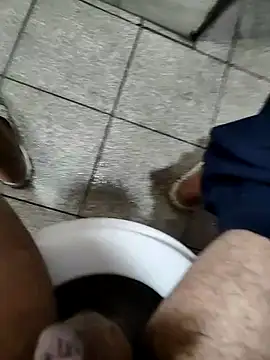 Snapshot of dreamers_dick chatting on January 2025 06:31:02 AM dreamers dick online show from January 2025 06:31:02 AM