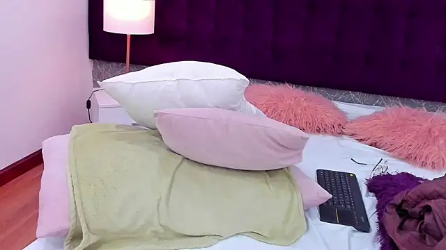 LiaCathaleya online show from March 2025 06:51:01 PM