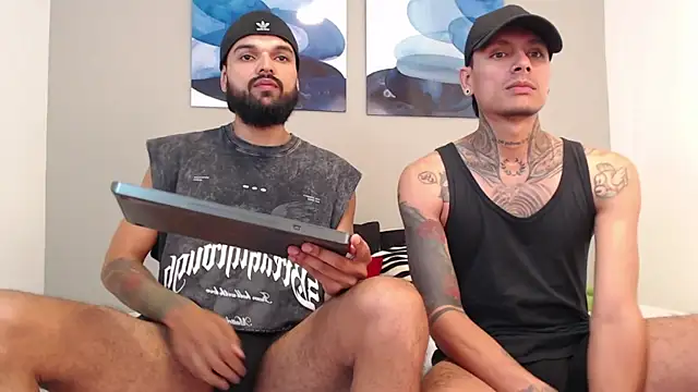 Snapshot of Emilio_Wolf chatting on January 2025 11:34:02 PM Emilio Wolf online show from January 2025 11:34:02 PM