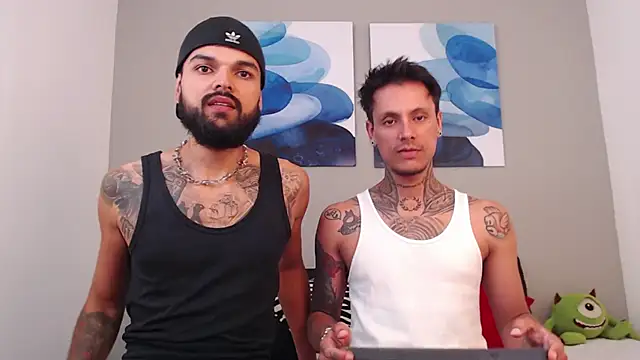 Snapshot of Emilio_Wolf chatting on January 2025 06:49:01 PM Emilio Wolf online show from January 2025 06:49:01 PM