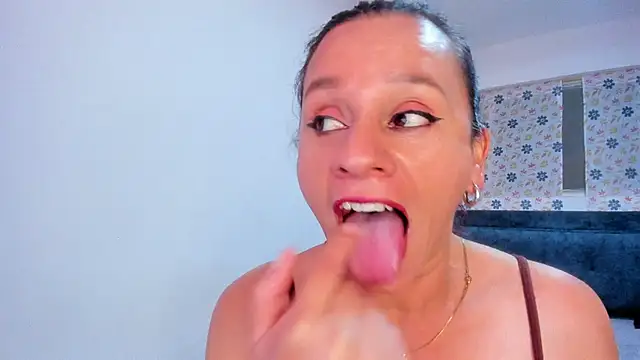 sofi saliva2511 online show from March 2026 08:31:01 PM