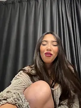 miaceleste online show from November 2025 11:24:01 PM