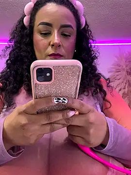 ariadna cooper online show from October 2025 04:24:02 AM