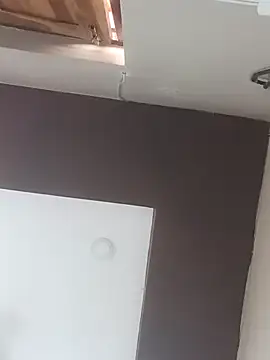 Abony femboy online show from November 2025 07:00:02 AM