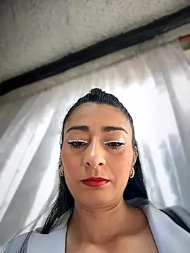 BELLA--26 online show from September 2025 01:33:01 PM