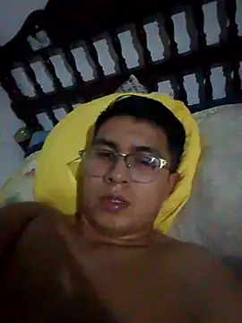 Snapshot of RODRI_POLLADURA chatting on October 2025 01:57:01 AM RODRI POLLADURA online show from October 2025 01:57:01 AM