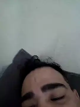 Snapshot of manterei2 chatting on March 2025 09:29:02 AM manterei2 online show from March 2025 09:29:02 AM