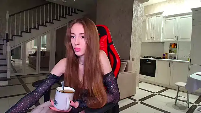 Evelyn Mooree online show from January 2025 11:05:02 PM