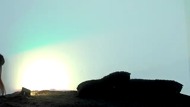 Laurensmith9 online show from October 2025 01:00:01 PM