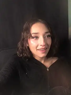 Snapshot of NickiYoung chatting on January 2025 08:19:01 AM NickiYoung online show from January 2025 08:19:01 AM