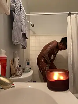 Snapshot of Yoshibaby2670 chatting on January 2025 01:16:02 PM Yoshibaby2670 online show from January 2025 01:16:02 PM