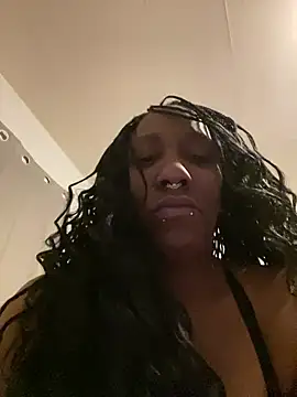 Snapshot of Yoshibaby2670 chatting on February 2025 11:10:02 AM Yoshibaby2670 online show from February 2025 11:10:02 AM